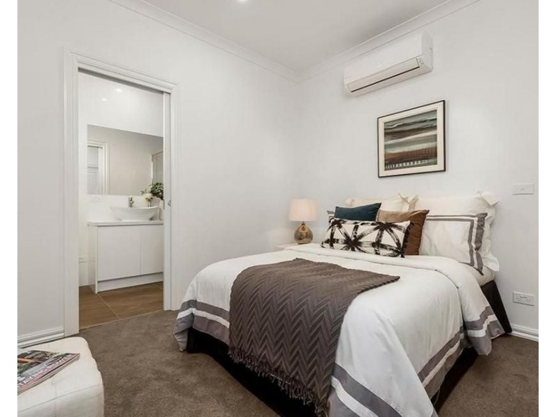 2/5 Bicton Street, Mount Waverley VIC 3149