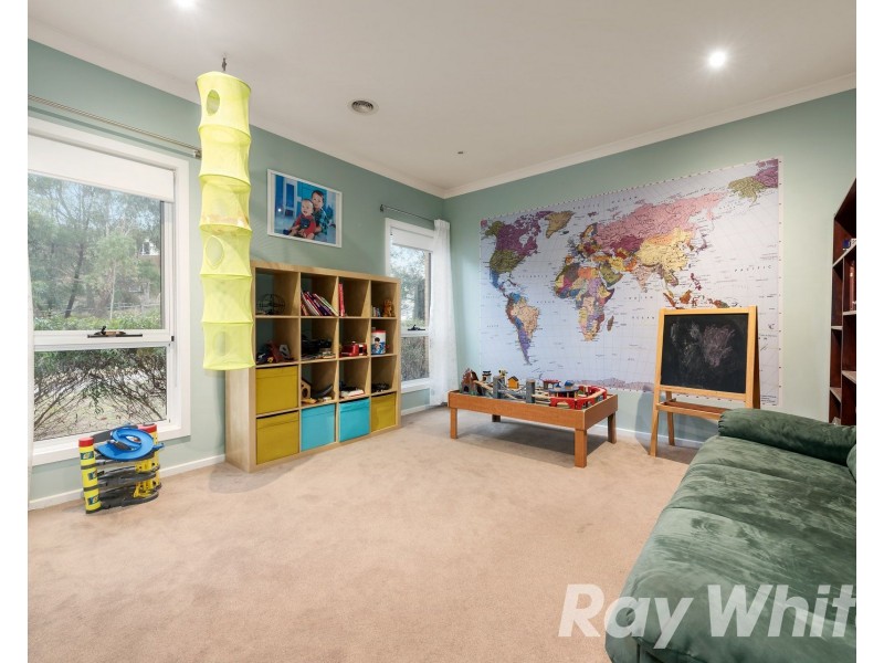 18 The Range Boulevard, Croydon VIC 3136