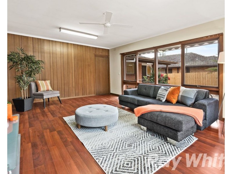 9 Inglewood Avenue, Forest Hill VIC 3131