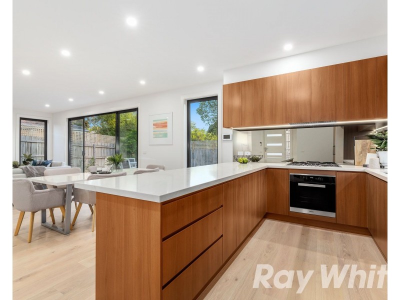 2/10 Carween Avenue, Mitcham VIC 3132