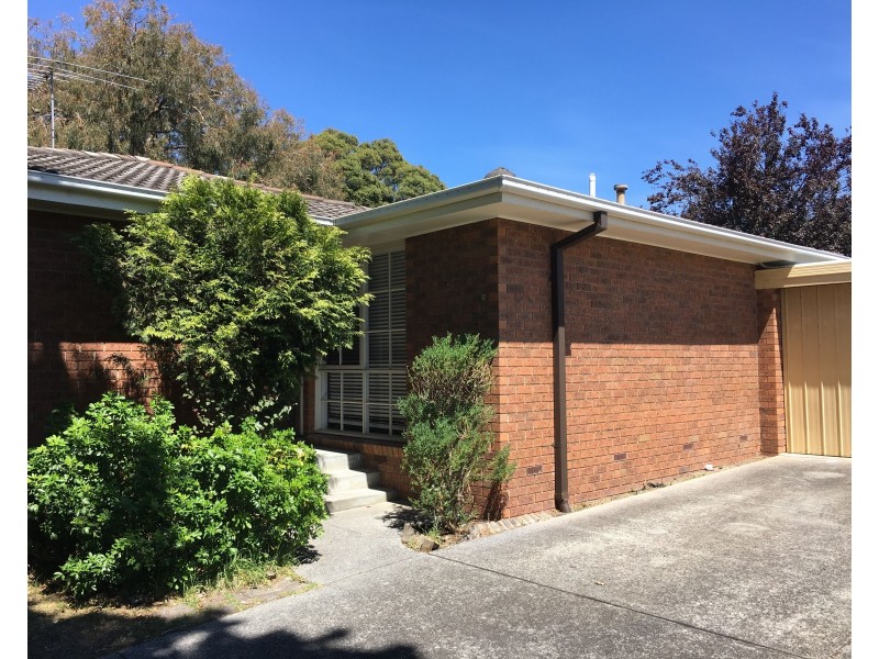 2/2 Clanbrae Avenue, Burwood VIC 3125