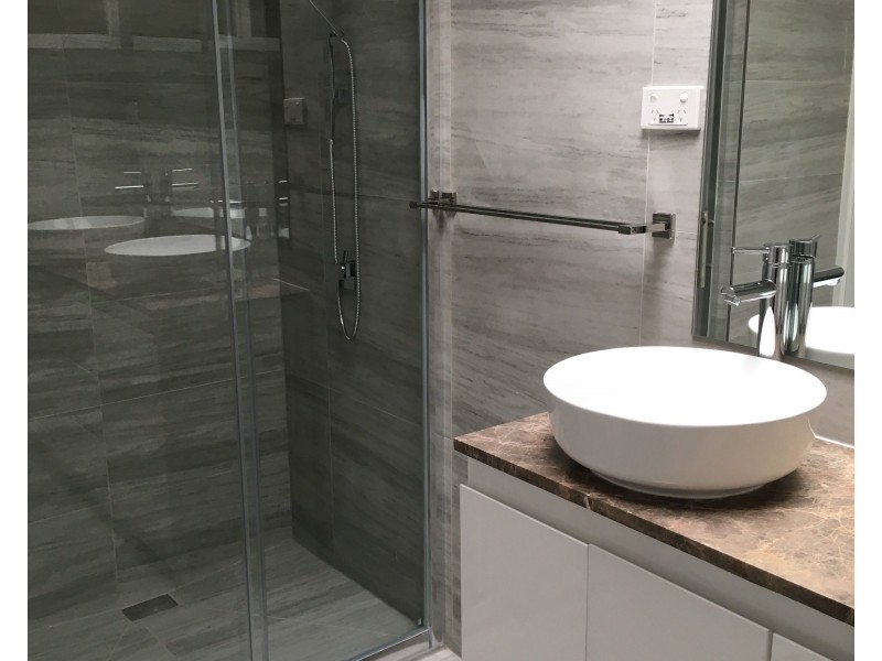 2/2 Clanbrae Avenue, Burwood VIC 3125