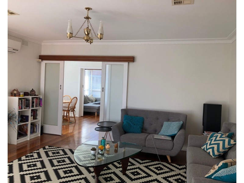 115 Mahoneys Road, Forest Hill VIC 3131