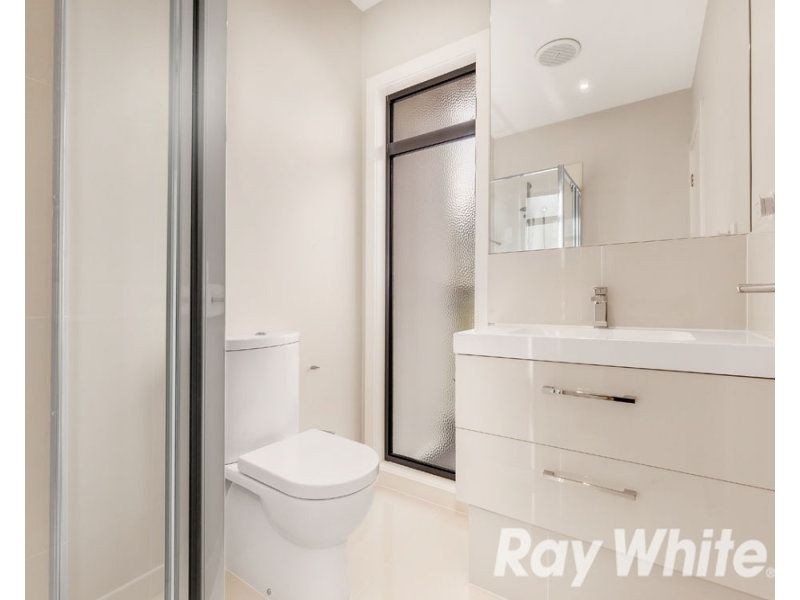 4/20 Hughes Street, Burwood VIC 3125