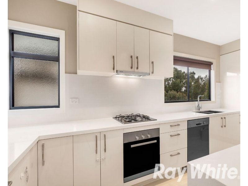4/20 Hughes Street, Burwood VIC 3125