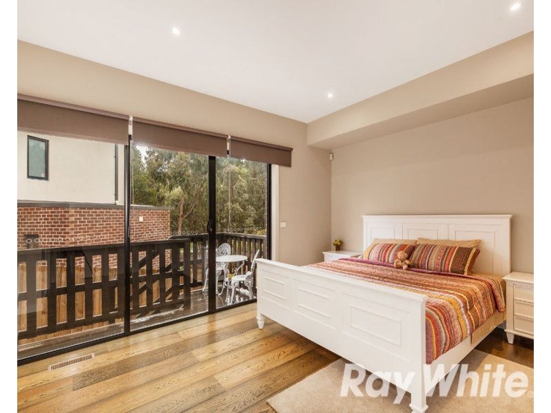 4/20 Hughes Street, Burwood VIC 3125
