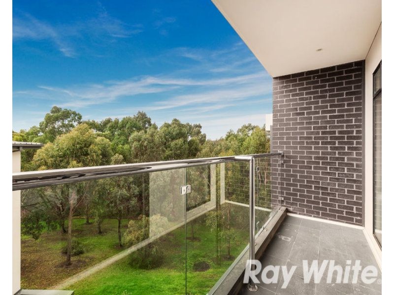 4/20 Hughes Street, Burwood VIC 3125