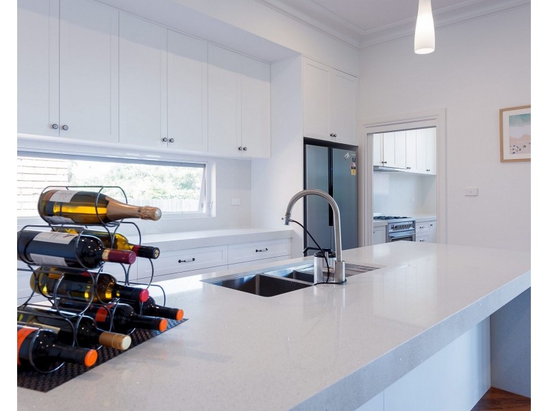 7 Cornfield Grove, Box Hill South VIC 3128