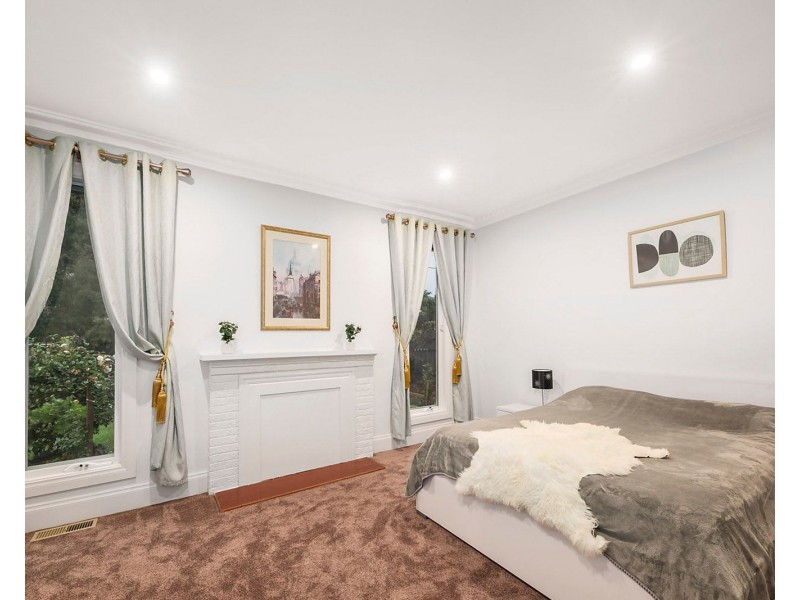 7 Cornfield Grove, Box Hill South VIC 3128