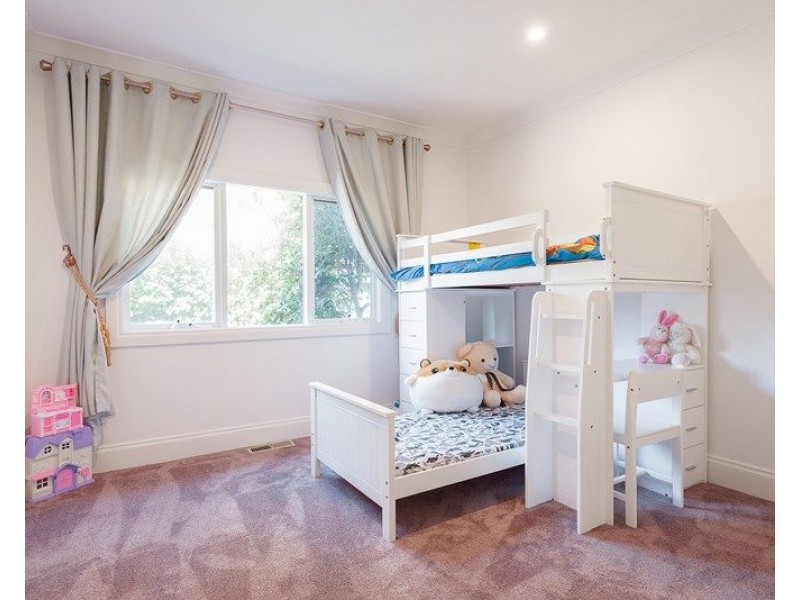 7 Cornfield Grove, Box Hill South VIC 3128