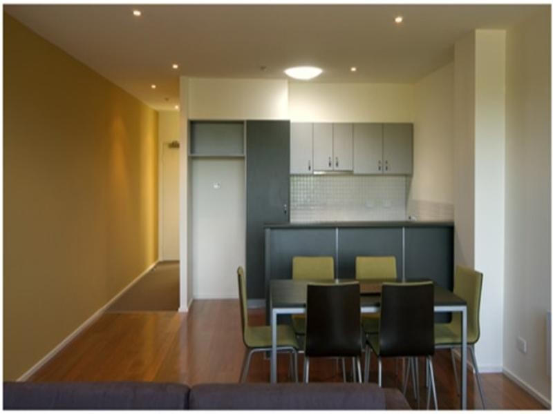 2/19-21 Railway Road, Blackburn VIC 3130