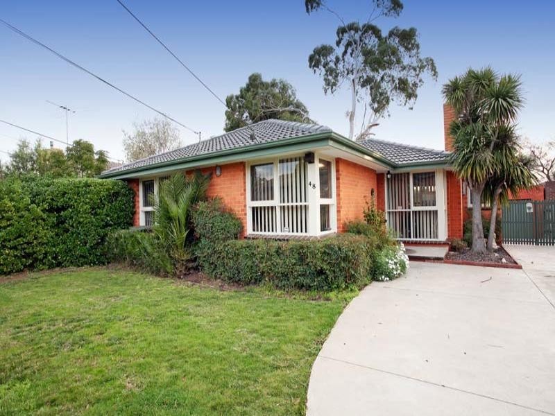 48 Robinlee Drive, Burwood East VIC 3151