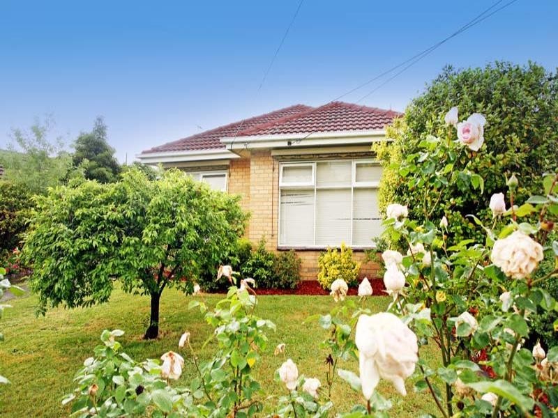 7 Woodcrest Road, Vermont VIC 3133