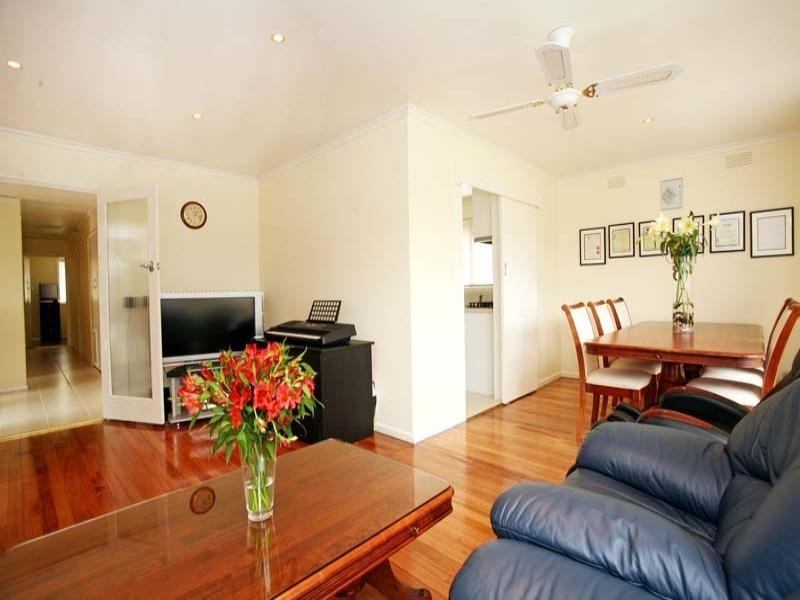 30 Vanbrook Street, Forest Hill VIC 3131
