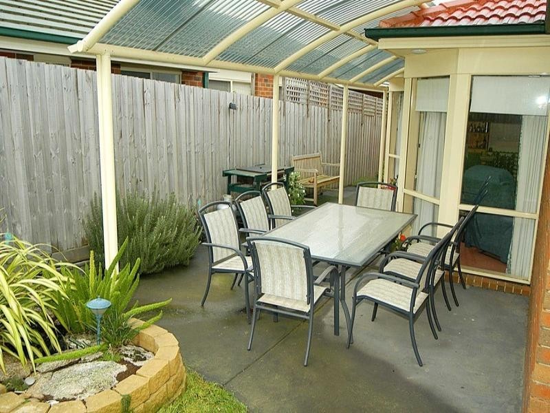 6 Ashcroft Grove, Blackburn South VIC 3130