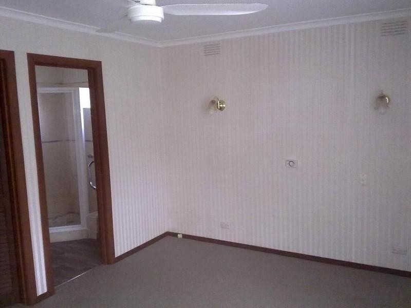 9 Minerva Crescent, Vermont South VIC 3133