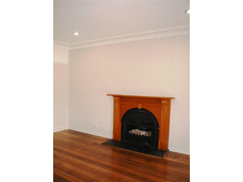 2 Almer Avenue, Blackburn VIC 3130