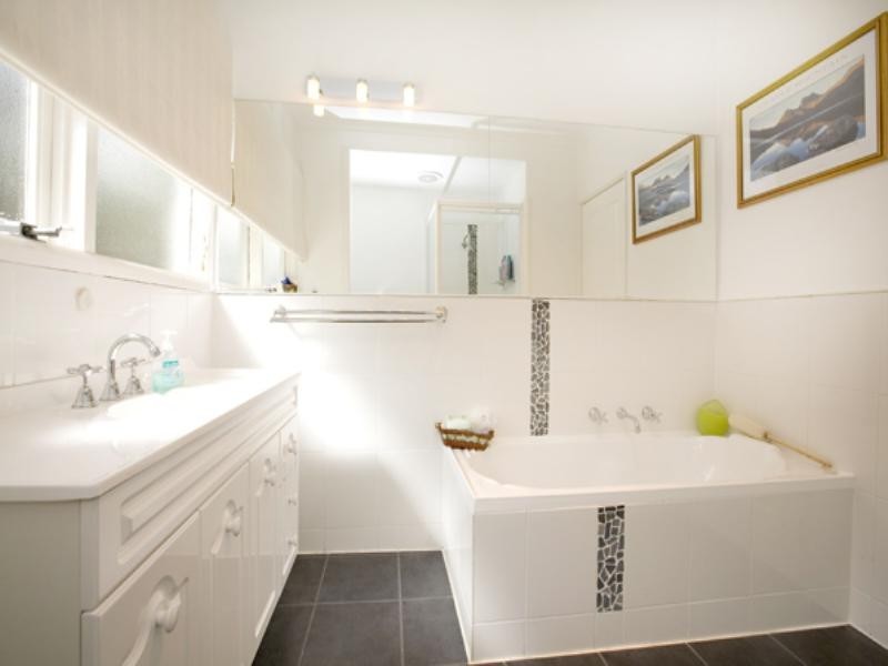 228 Canterbury Road, Blackburn South VIC 3130