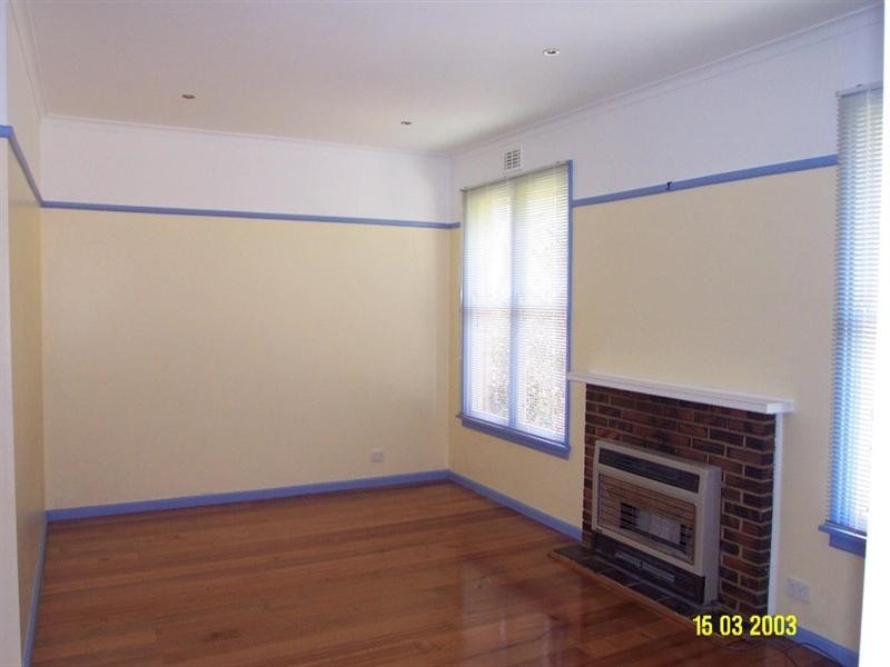 1/13 Parkmore Road, Forest Hill VIC 3131