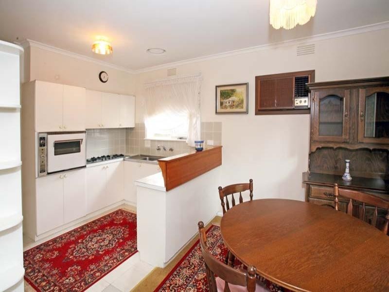 4 Dagola Avenue, Nunawading VIC 3131