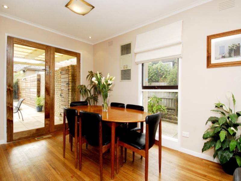 1 Dehaviland Avenue, Forest Hill VIC 3131