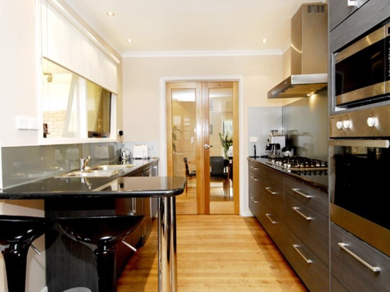 1 Dehaviland Avenue, Forest Hill VIC 3131