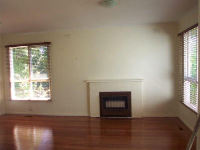 22 Dorothy Street, Burwood East VIC 3151