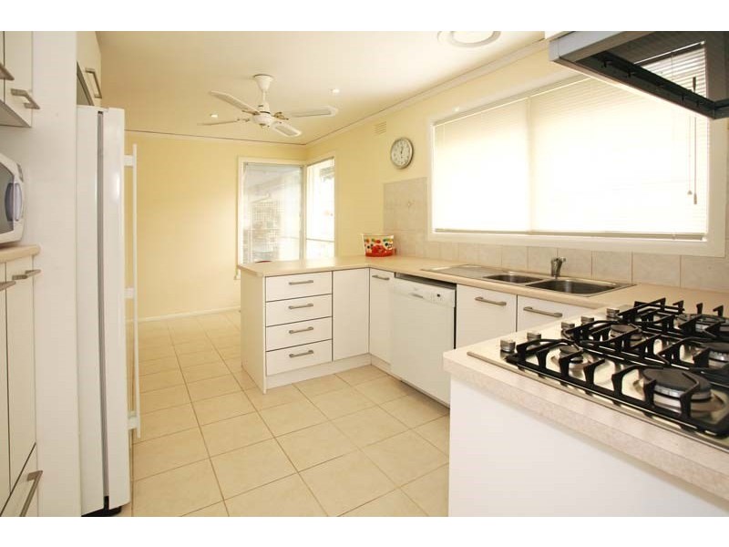 30 Vanbrook Street, Forest Hill VIC 3131