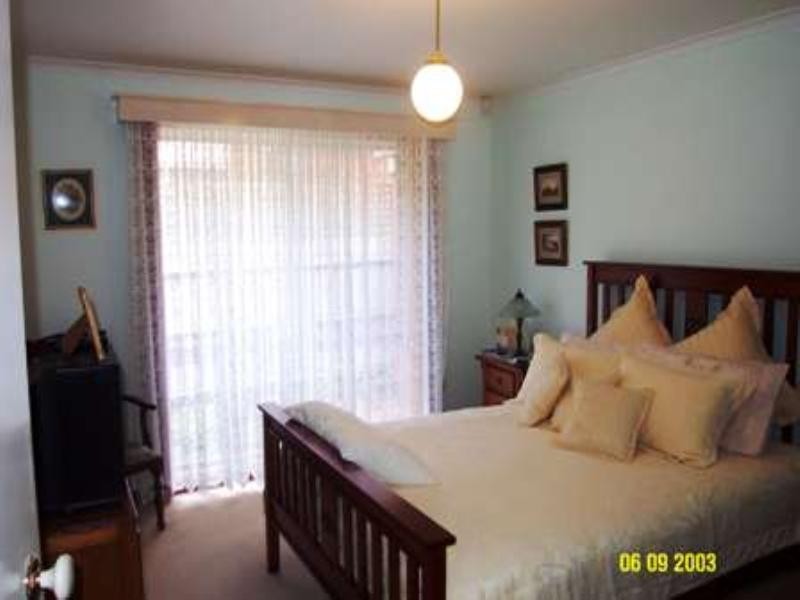 25 Box Avenue, Forest Hill VIC 3131