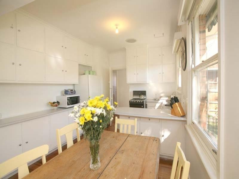 29 Rosalind Crescent, Blackburn VIC 3130