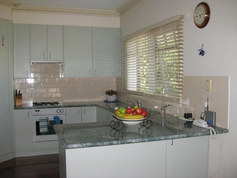 13 Hamilton Avenue, Blackburn VIC 3130