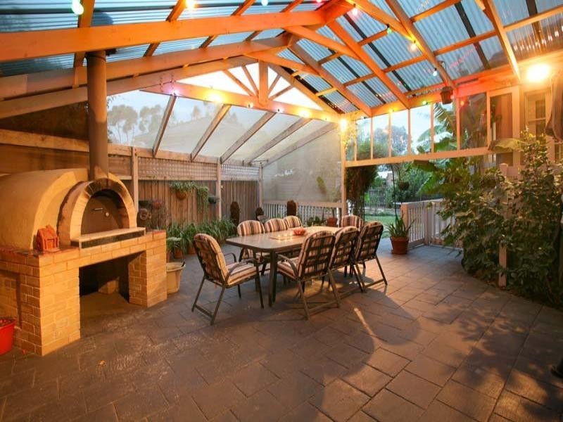 20 Dehaviland Avenue, Forest Hill VIC 3131