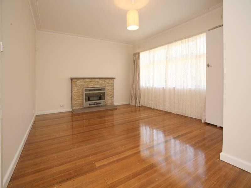 3 Edinburgh Road, Blackburn South VIC 3130