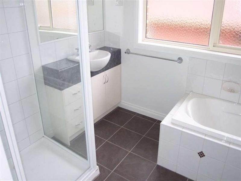 5/420 Middleborough Road, Blackburn VIC 3130