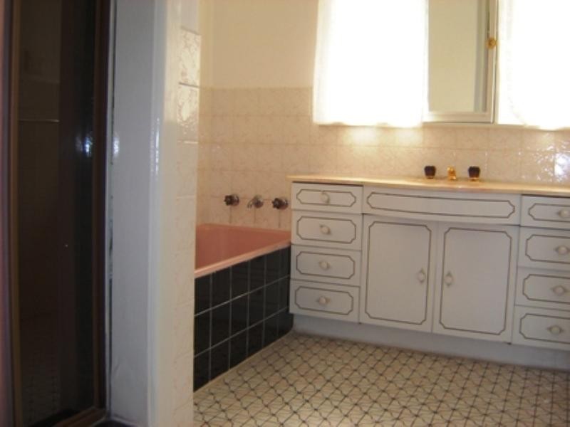 381 Canterbury Road, Forest Hill VIC 3131