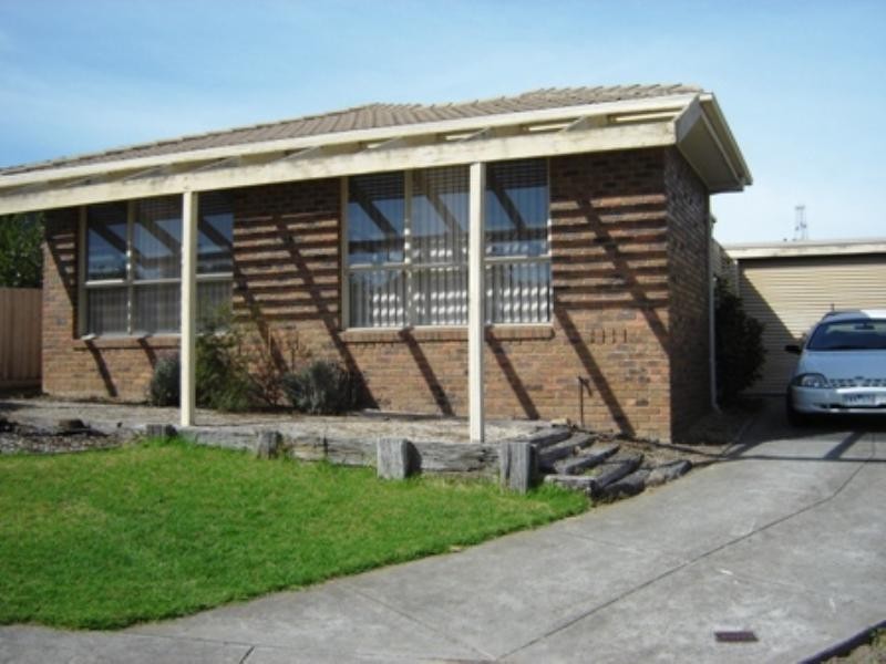 6 Radiant Crescent, Forest Hill VIC 3131