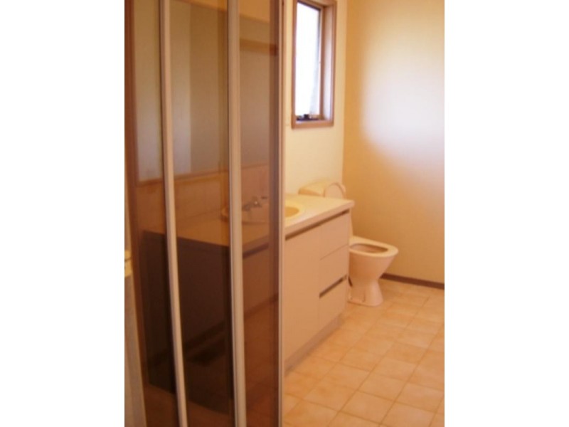 6 Radiant Crescent, Forest Hill VIC 3131