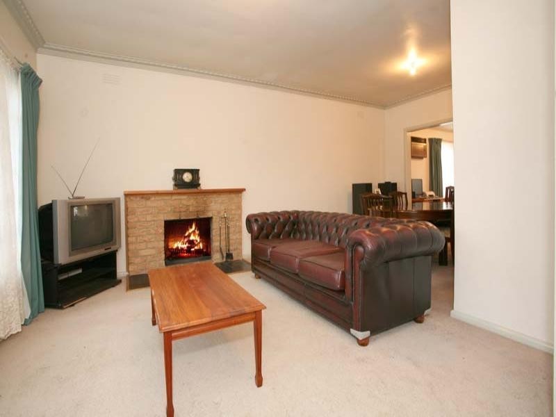 17 Barbara Street, Vermont VIC 3133