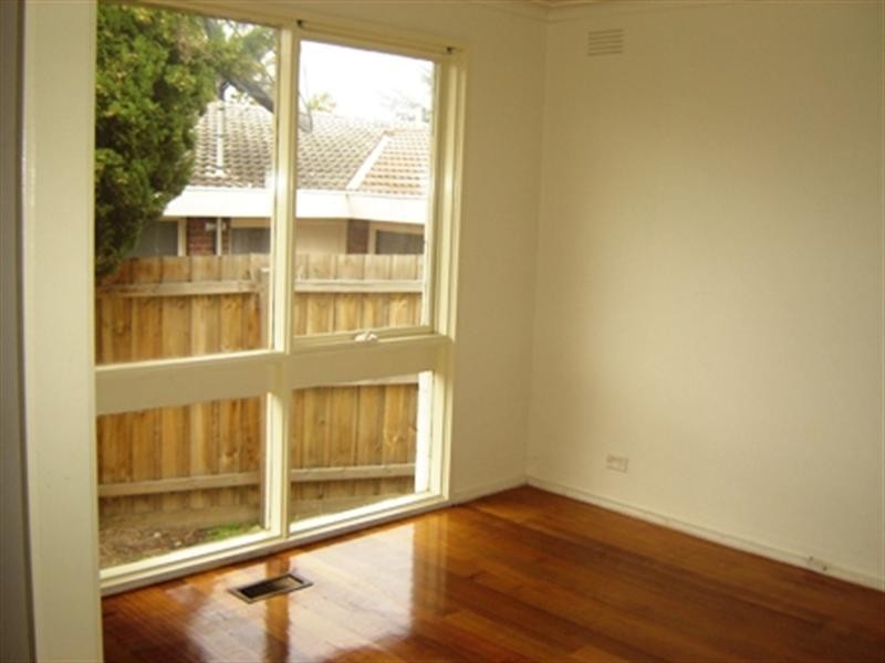 4 Consort Avenue, Vermont South VIC 3133