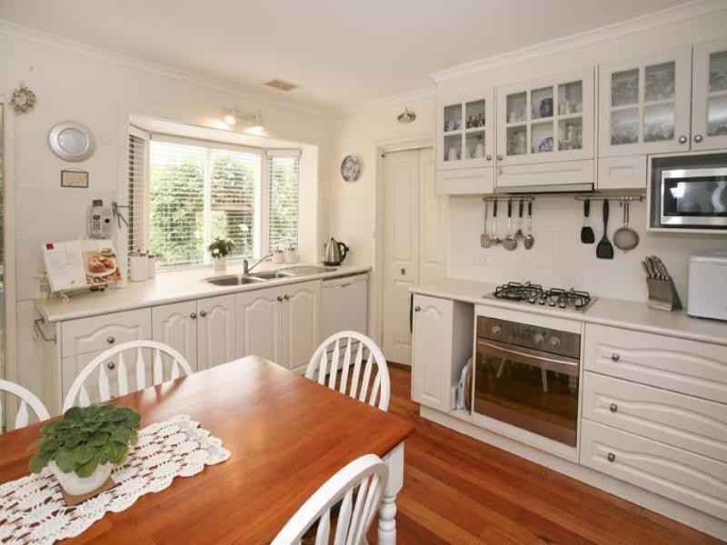 18 Nandina Street, Forest Hill VIC 3131