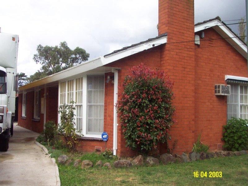 51 Sevenoaks Road, Burwood East VIC 3151