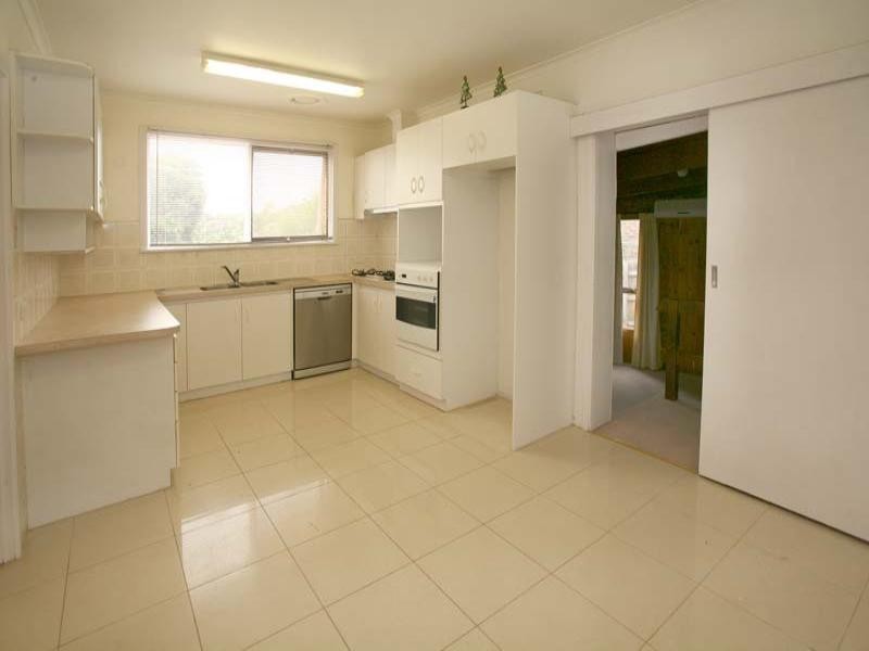 4 Telopea Avenue, Doncaster East VIC 3109