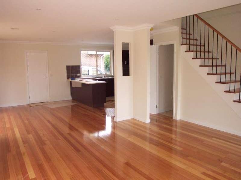 1/420 Middleborough Road, Blackburn VIC 3130