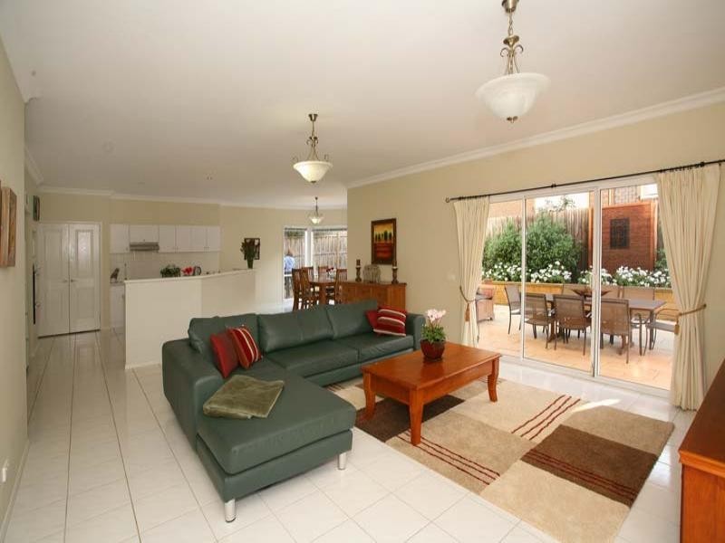 26 Elonara Road, Vermont South VIC 3133