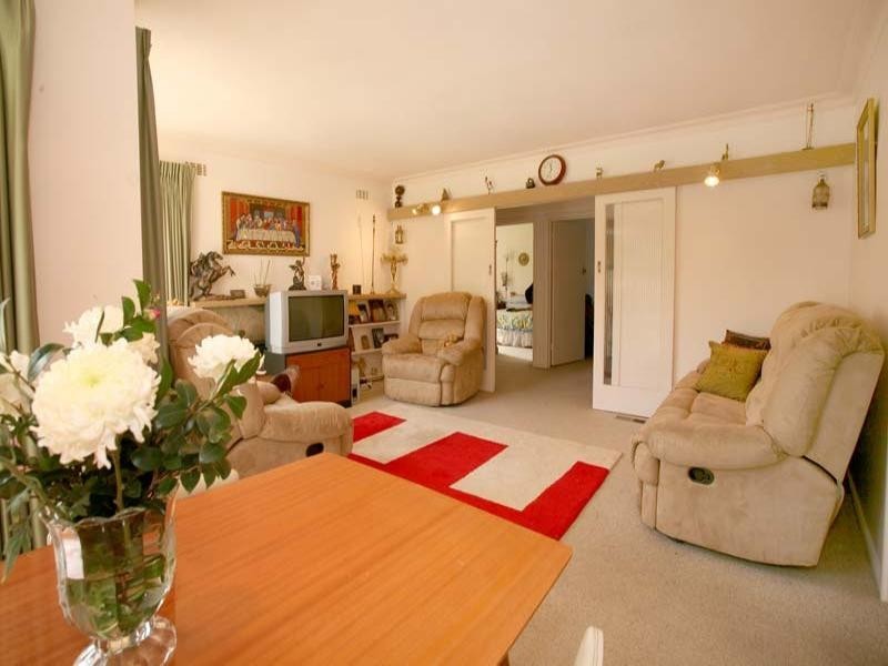 6 Rosen Street, Blackburn South VIC 3130