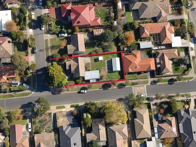 17 Hirst Street, Blackburn VIC 3130