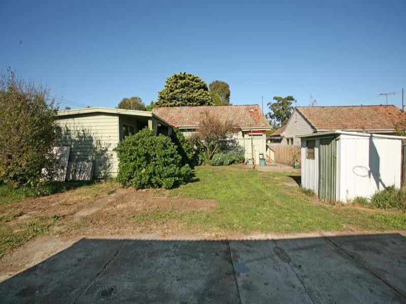 17 Hirst Street, Blackburn VIC 3130