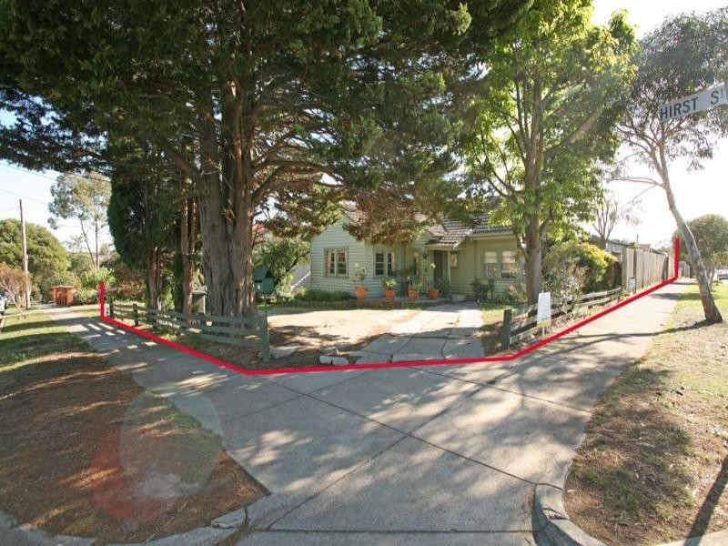 17 Hirst Street, Blackburn VIC 3130