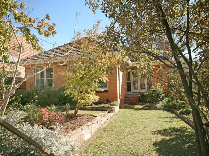 29 Rosalind Crescent, Blackburn VIC 3130