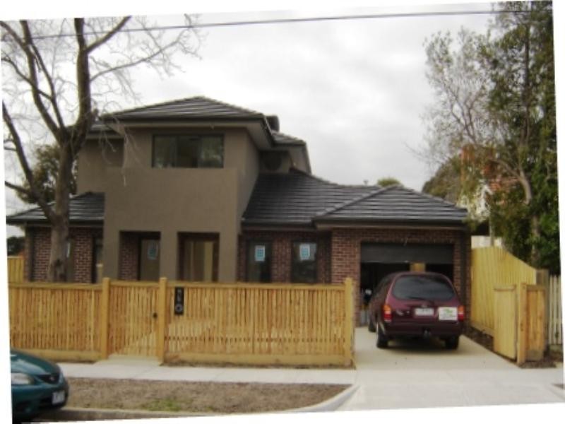 5 Peacedale Grove, Nunawading VIC 3131